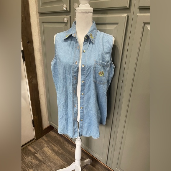 Jean Tunic Button Up Tank - Picture 1 of 4